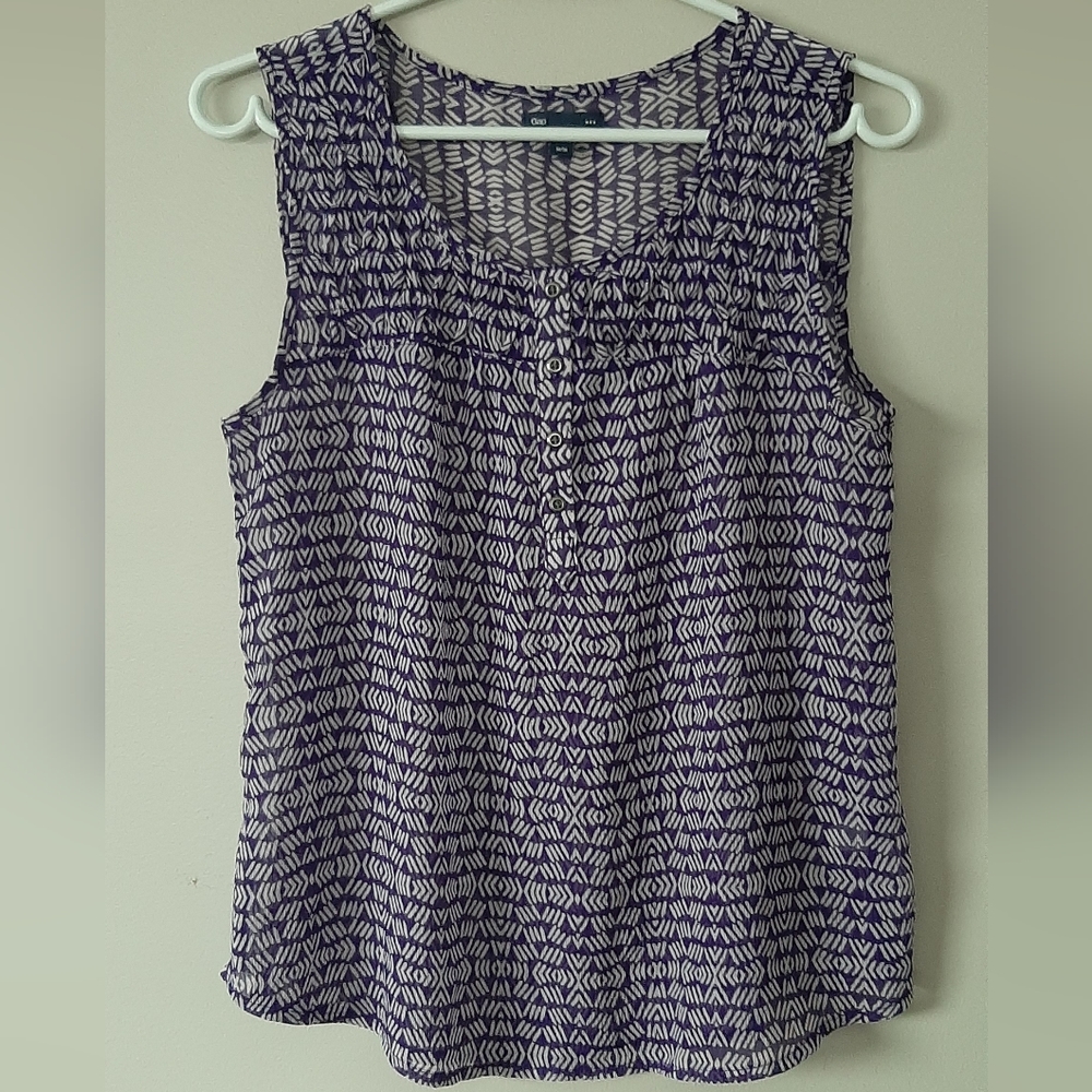 Gap Sleeveless Top ~ Med